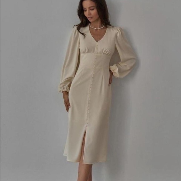 Lichi Dresses & Skirts - Lichi Cream Long Sleeve Dress